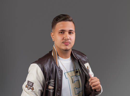 Medium d6faffca5dcbce47d004bd07f73d90c5