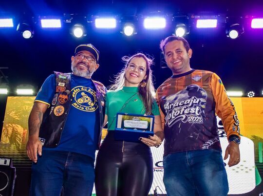 Medium ce70a4c9d8d031c0d52519b4c7f25aef