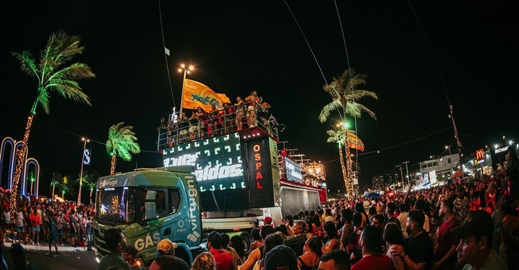 Big e37e6d27b6506dcfb202b9eb67c05005