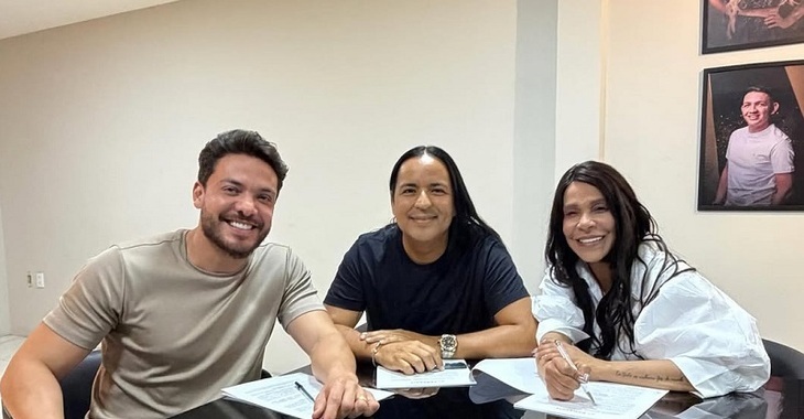 Big e0e5617c846d08248a079e79c22e74da