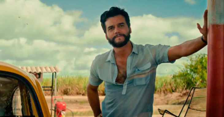 Big c23a57d65ca5b88bfe966725d569088c