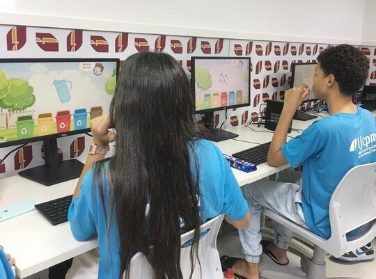 Medium 5c1b371046cc2fbd048dce30fd78e92e