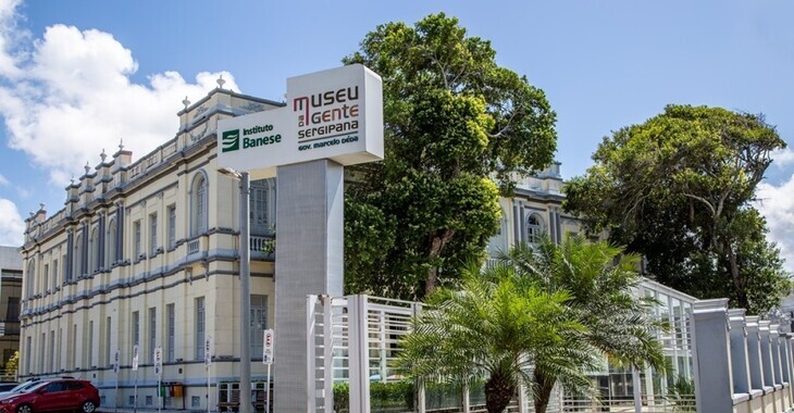 Big 39852f9f74a2ebd7d4df5b0de178c029