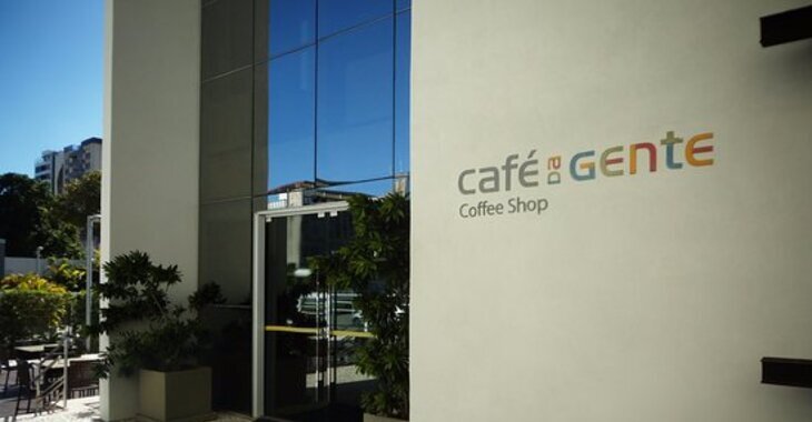 Big 18b48e53a00eaca52f73acaad5ecae35