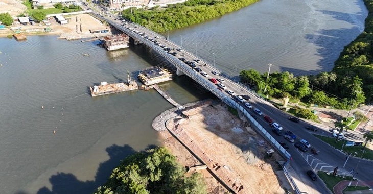 Big 280e31b10556b6328dd84fb1cd6c7697